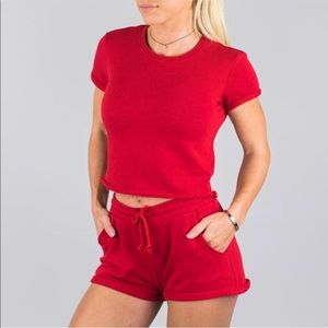 ALPHALETE Women’s lounge crop top - RED